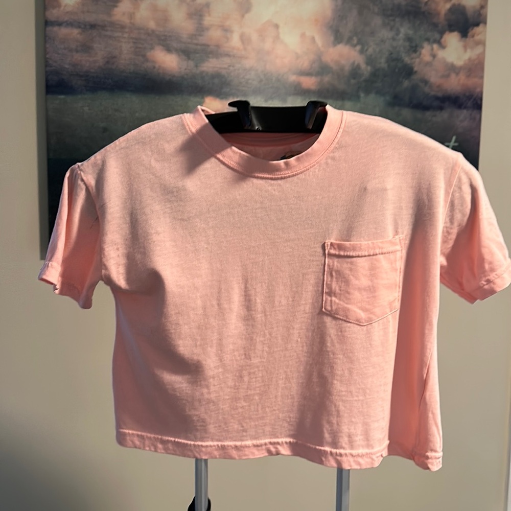 Vintage Havana size kids M    Kathy boxy pocket tee, coral size medium